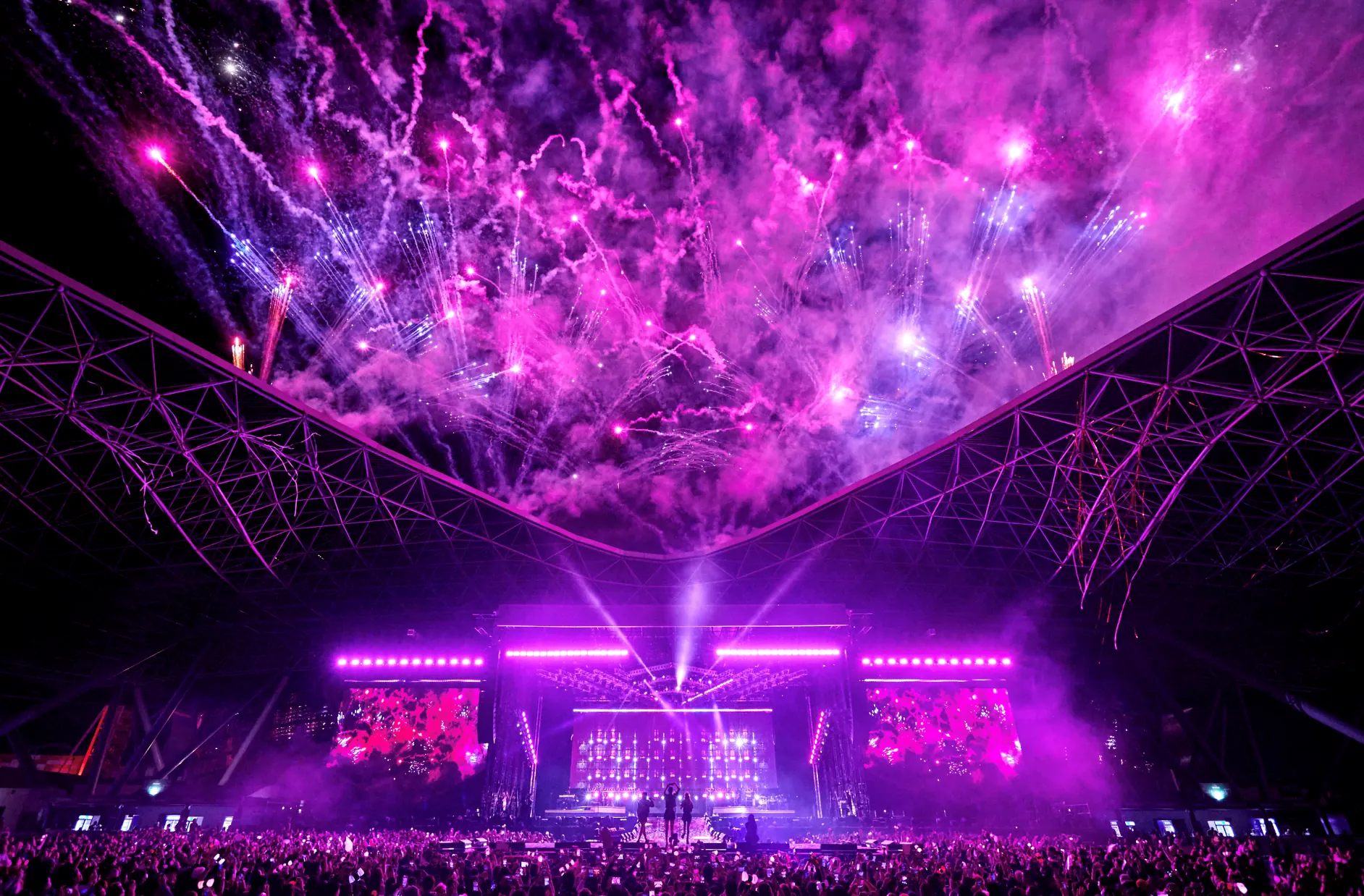 In the heart of the Middle East, PHNTM and Live Nation partnered with Take Me Live to bring Blackpink's electrifying energy to the stage across Abu Dhabi and Riyadh. The mission was to fuse cutting-edge technology with artistic precision, transforming each venue into an immersive visual and sonic spectacle. Dynamic LED displays, intricate lighting, and explosive effects created a high-impact experience worthy of the global superstars.